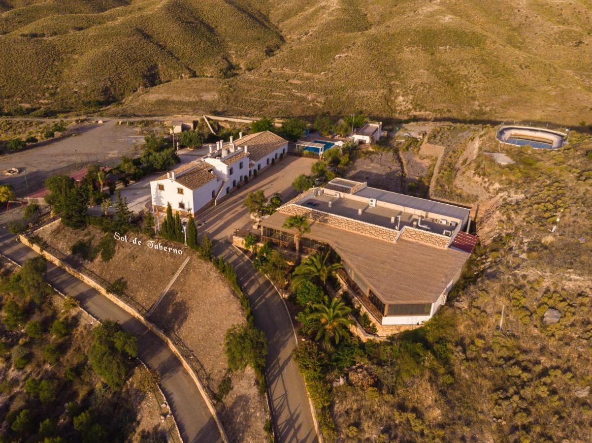 Гостевой дом Complejo Rural Sol De Таберно Экстерьер фото
