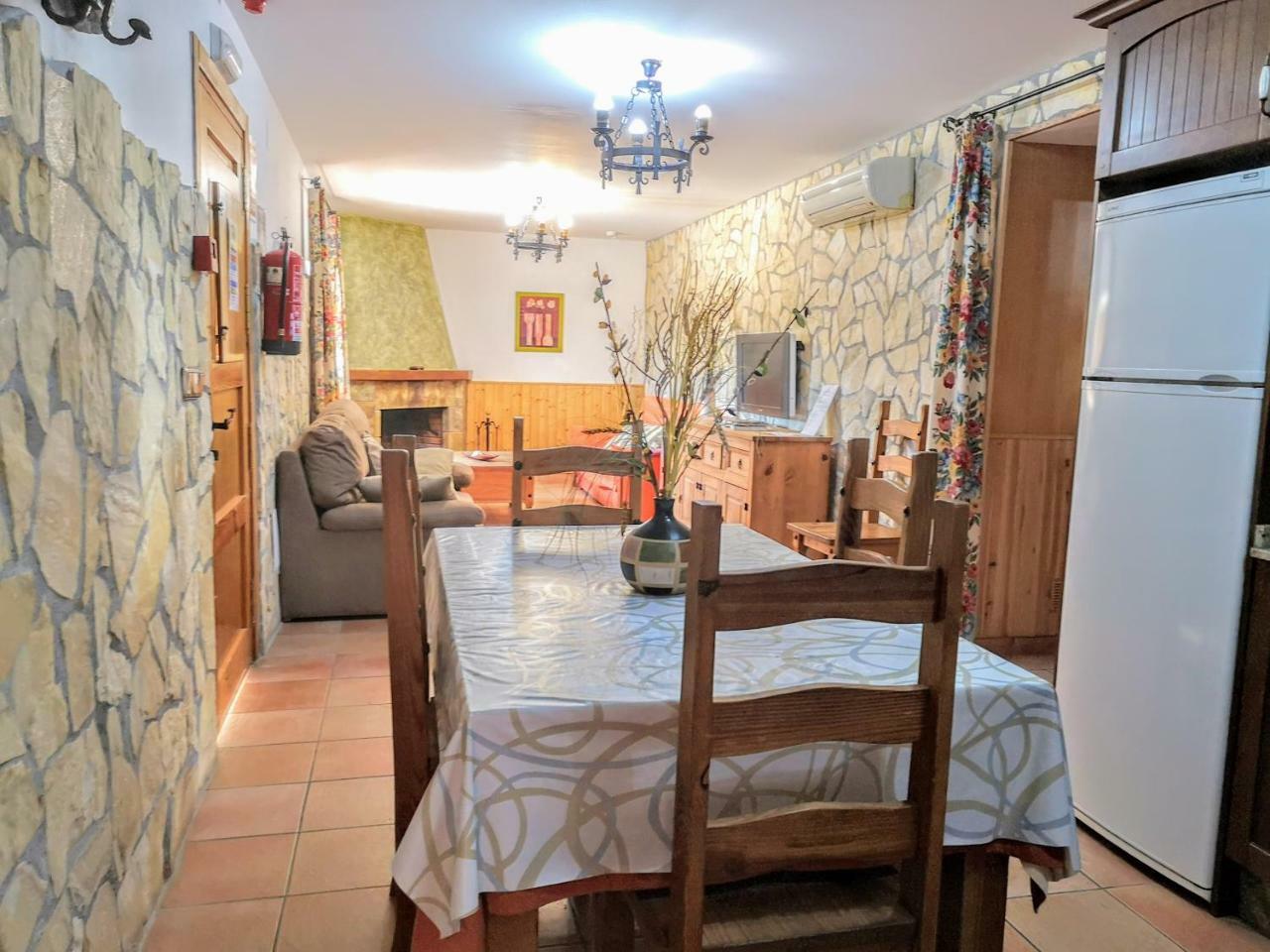 Гостевой дом Complejo Rural Sol De Таберно Экстерьер фото