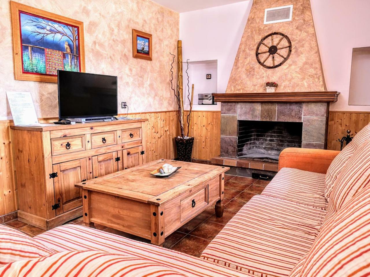 Гостевой дом Complejo Rural Sol De Таберно Экстерьер фото